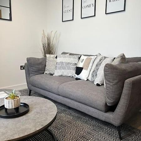 Prime Suite 2 Bedroom Apartment With Rooftop Terrace マンチェスター エクステリア 写真