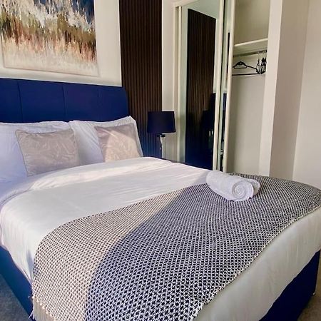 Prime Suite 2 Bedroom Apartment With Rooftop Terrace マンチェスター エクステリア 写真