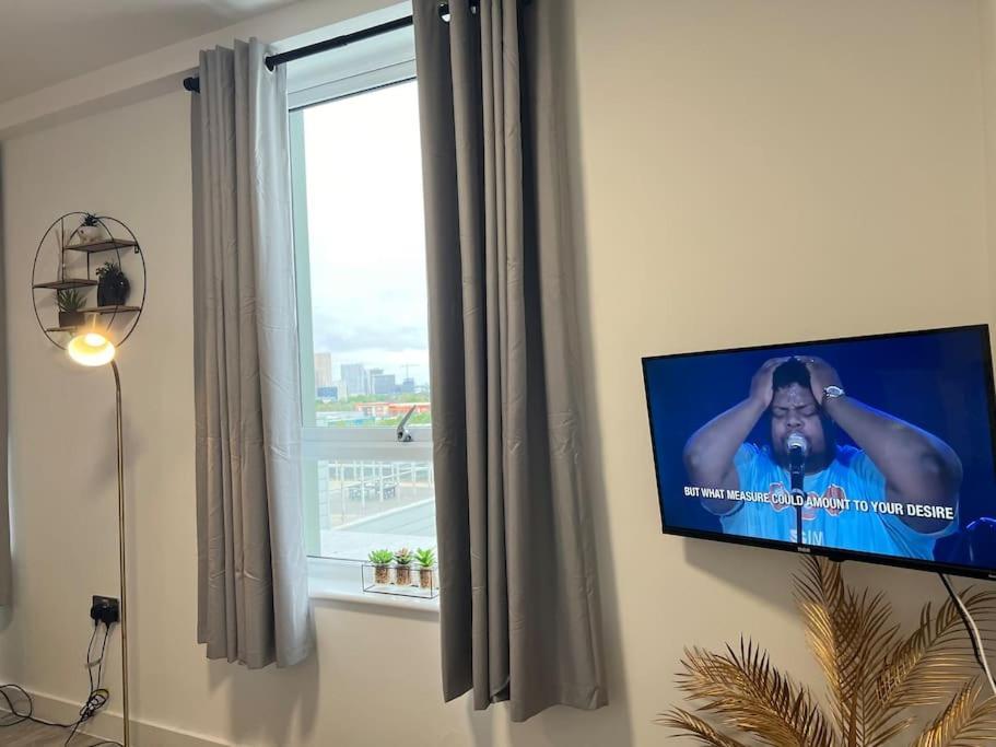 Prime Suite 2 Bedroom Apartment With Rooftop Terrace マンチェスター エクステリア 写真