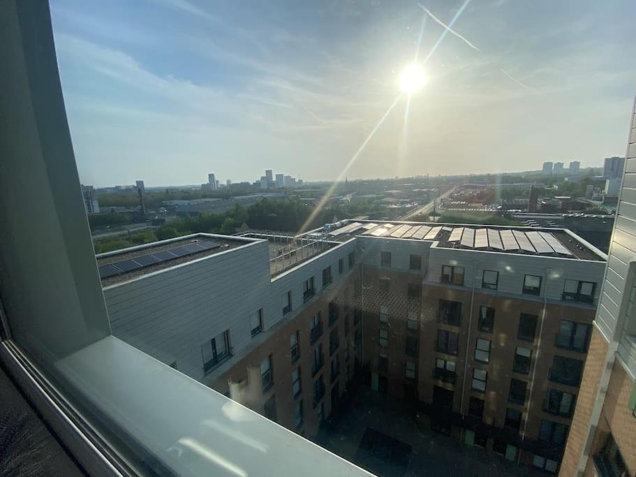 Prime Suite 2 Bedroom Apartment With Rooftop Terrace マンチェスター エクステリア 写真
