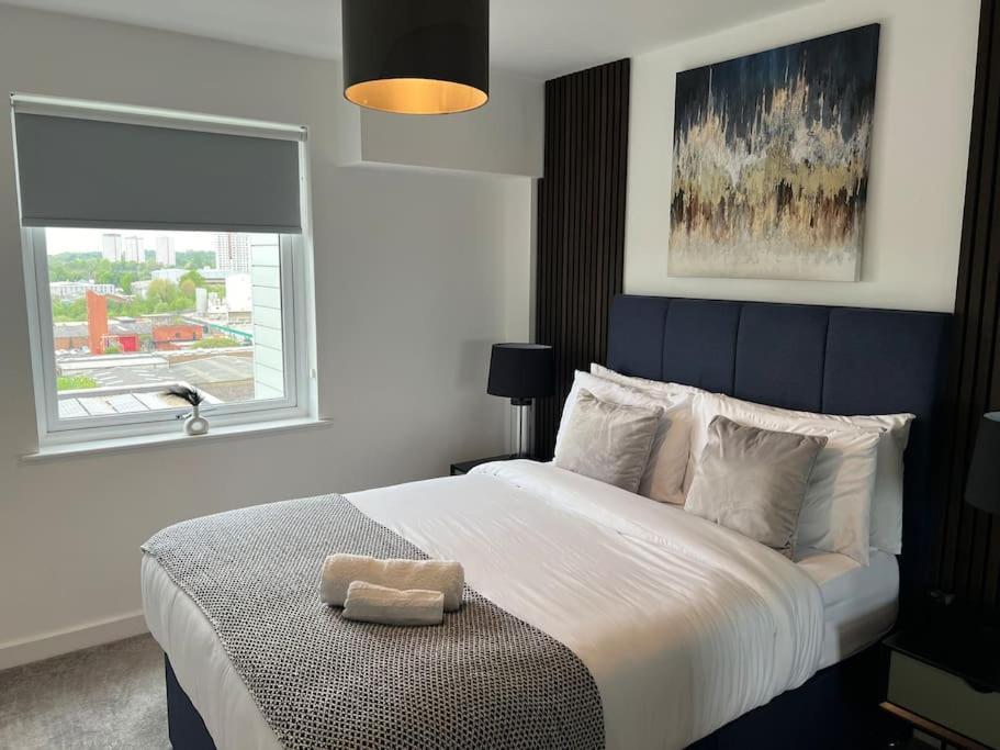 Prime Suite 2 Bedroom Apartment With Rooftop Terrace マンチェスター エクステリア 写真